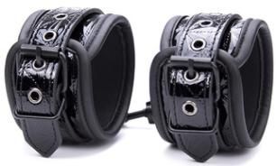 Fetish Store Diamond Enkelboeien Zwart