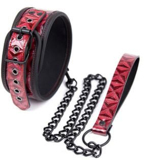 Fetish Store Diamond Halsband Rood